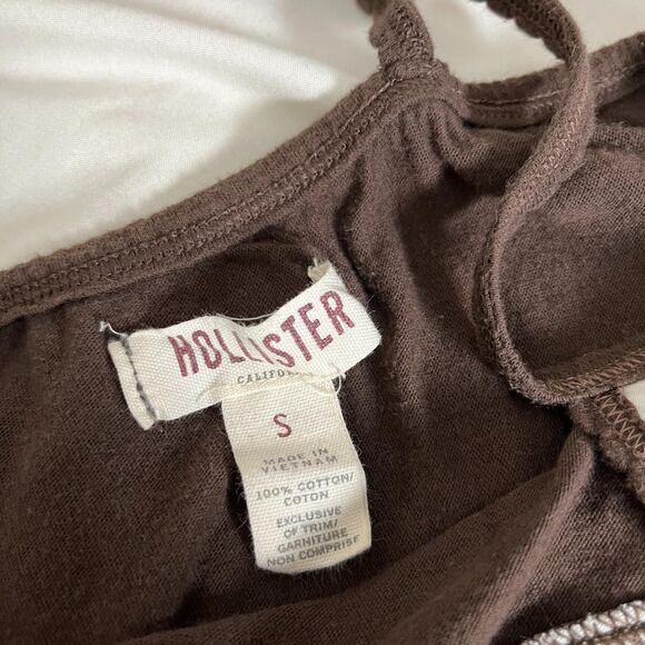 Brown Vintage 2000s Cross-Back Straps Tank Top from Hollister Floral Design - Picture 5 of 6